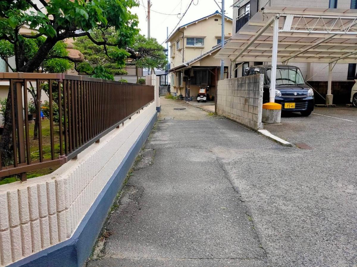 West Crab Base Hiroshima Exterior foto