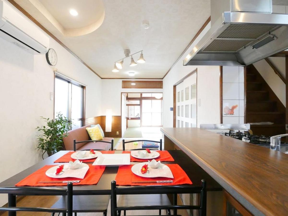 West Crab Base Hiroshima Exterior foto